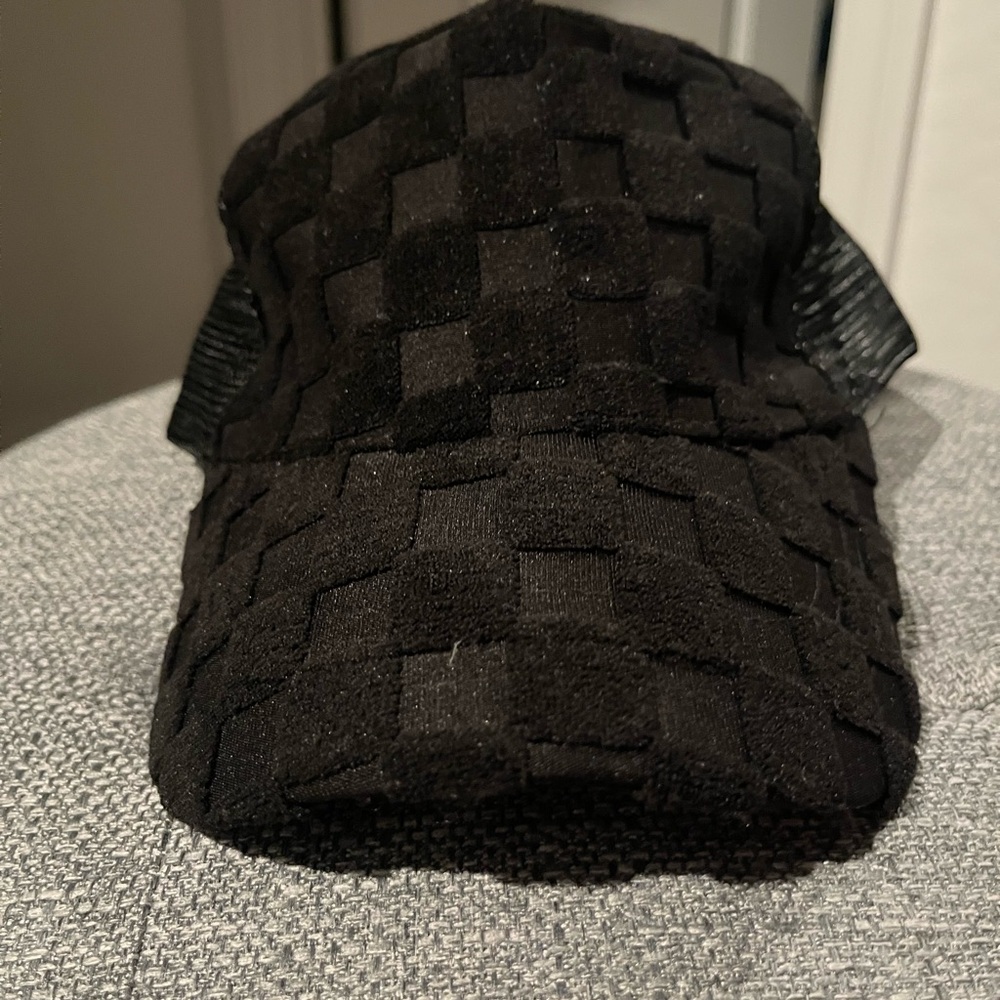 Black Textured unisex Cap